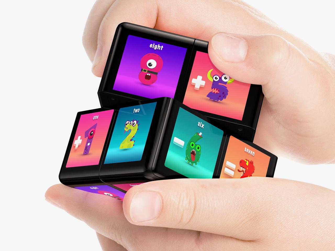 WowCube takes gaming to another dimension