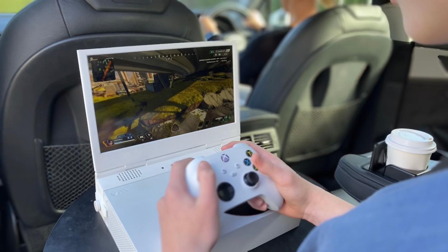 xScreen turns the Xbox Series S into a “portable” laptop